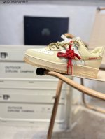 160 蛇年限定# 耐克 Nike Air Force 1 '07空军一号 百搭休闲运动板鞋。柔软、弹性十足的缓震性能和出色的中底设计，横跨复古与现代的外型结合