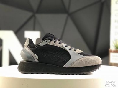 220 Asics Ointsuka Tiger Moage Co 亚瑟士鬼冢虎复古经典跑鞋 产品从款式颜色造型上体现出追求舒适和细节的完美 鞋类更是推崇手工制