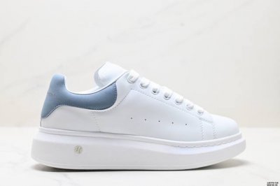真标意大利高奢品牌Alexander Mcqueen亚历山大 麦昆 Sole Leather Sneakers低帮时装厚底休闲运动小白鞋 货号:553770 W