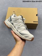 公司级Salomon Xa Pro 3D Suede 萨洛蒙户外越野跑鞋 鞋面采用Sensifit贴合技术 全方位贴合包裹脚型 鞋跟部鞋底牵引设计 提供强大的抓