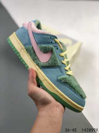 真标带半码！ 耐克nike Sb Dunk Low 复古低帮休闲运动滑板板鞋。采用脚感柔软舒适zoomair气垫，有效吸收滑板等极限运动在落地时带来的冲击力，为 - 点击图像关闭