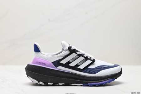 公司级阿迪达斯adidas Ultraboost Light 全掌爆米花休闲运动跑鞋。采用网材搭配反光皮革鞋面，配上stretchweb网格外底和boost中底 - 点击图像关闭