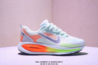 Nike Vomero 18 耐克 舒适减震防滑 低帮跑步鞋 全掌Reactx泡绵中底 前掌和后跟还配备了Air Zoom气垫单元 据说跑起来更快更舒适哦 这次