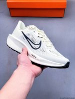公司级！Nike Quest 6极速6代网面透气 时尚休闲跑步鞋 简约高科技设计采用多层材料，为双足带来凉爽感受和稳固体验时尚鞋面搭配中足包覆设计，提供稳固贴合