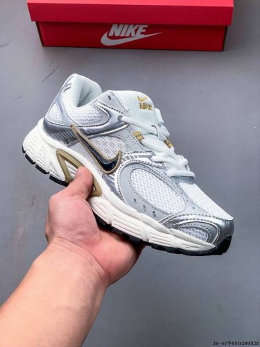 新品公司级 耐克 Nike 2025年新款 Nike V5 Rnr 轻量缓震支撑休闲鞋 舒适防滑耐磨低帮复刻运动鞋 厚底增高老爹鞋 Hj5228-003经典设计