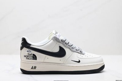 公司级Nike Air Force 1‘07 Lv8 原楦头原纸板 打造纯正低帮空军版型 专注外贸渠道 全掌内置蜂窝气垫 原盒配件 原厂中底钢印、拉帮完美 货号