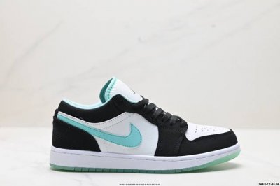 公司级nike Air Jordan 1 Low Aj1乔1低帮休闲板鞋 同步官方配色 原档冲孔鞋头 四线拉帮 鞋舌高弹海绵填充 官方货号:553558 615
