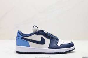 公司级耐克nike Wmns Air Jordan 1 Low Gs Team Gold Aj1乔丹一代低帮经典复古文化休闲运动篮球鞋 货号:Cz0790-40
