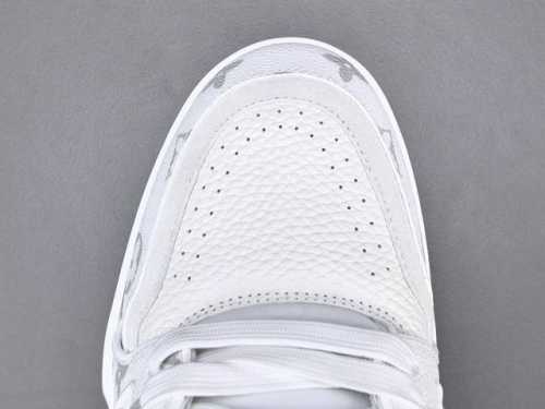 渠道优势 ！ 专柜版 驴牌 Lv Trainer 情侣限定系列 休闲 低帮 时尚板鞋 尺码 35 36 37 38 39 40 41 42 43 44 45 4