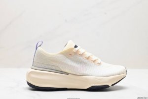 公司级升级原楦原纸版开发#采用外露式flyknit飞织面料鞋面材质#搭载zoomx轻盈泡棉缓震科技中底#防滑缜密块状橡胶外底全新升级改款，耐克nike Zoom