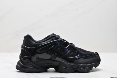 公司级New Balance 公司级版本 Nb9060 联名款 复古休闲运动慢跑鞋 鞋款灵感源自设计师本人对夏日的怀日回忆。鞋面大身由空间双格及磨砂鞋面拼接而生