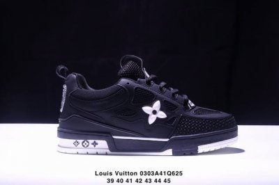 180 Louis Vuitton Trainer Sneaker 路易威登低帮休闲鞋 艺术总监 Virgil Abloh 设计的路易威登手写标识则于侧面彰显品