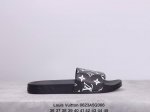 Lv 拖鞋系列 Louis Vuitton 沙滩休闲拖鞋 Louis Vuitton Lv 路易威登 潮流经典一字拖鞋延续经典 上脚舒适性极好 鞋轻不跑脚 沙滩