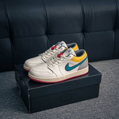 核心私 Air Jordan 1 乔丹篮球鞋男女运动鞋潮流板鞋 货号：Hv4511 133 尺码：36 37 37.5 38 38.5 39 40 40.5 4