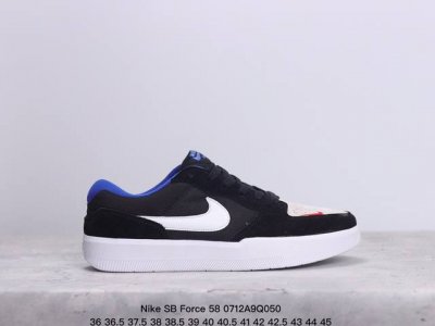 真标耐克nike Sb Force 58低帮休闲板鞋 是一款将前沿创新带入街头的单品，它具有硫化杯底，具有出色的耐用性和灵活性。使用帆布和绒面革，在饰面上放置通