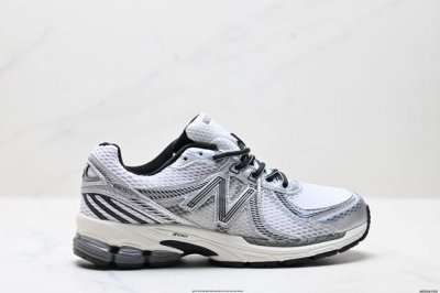 公司级向复古情怀豪华轿车致敬 再度携手纽约时装品牌Ald Aim Leon Dore X New Balance 860V2系列低帮经典复古老爹风休闲运动慢跑鞋