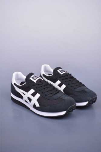 鬼冢虎Onitsuka Tiger California 78系列 Fs11超舒适缓震复合底 实拍首发 Edr 78起初于1978年开发， 鞋子的特色在于前脚掌
