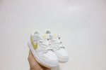 S比软头层低帮儿童板鞋 SIZE：22-37码 小童：22-25码松紧带 大童：26-37码系带 软头层材质，质感细腻柔软高级 SB板鞋款式，百搭又时髦 大小童