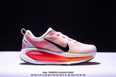 公司级Nike Vomero 18 耐克 舒适减震防滑 低帮跑步鞋 全掌Reactx泡绵中底 前掌和后跟还配备了Air Zoom气垫单元 据说跑起来更快更舒适哦