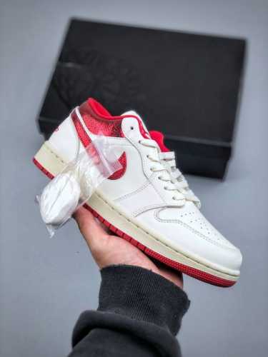 280支持放店 Air Jordan 1 Low Aj1 乔1白红 低帮篮球鞋 货号：Hj9338 106 市场唯一独家头层皮打造 原鞋原档案开发 原厂皮料 原