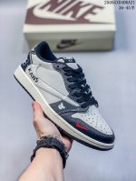 高端定制 Travis Scott X Jordan 1 Low 暴力熊联名-黑白小红勾 倒勾低帮休闲版本 原厂全头层皮 大厂纯原品质出货 纯正版型 定制鞋盒