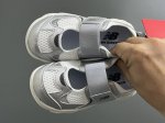 牛B新款920玛丽珍网面拼接魔术贴儿童凉鞋 Size：24-37码 时髦又洋气的Nb玛丽珍系列 网面优质皮料拼接，透气又舒适 1:1高端定制Md大底，脚感超舒服