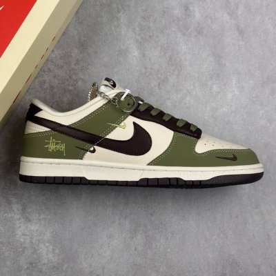 本地 核心私 Nk Sb Dunk Low 斯图西联名 白绿黑勾 周年高端定制 低帮休闲板鞋 #定制鞋盒 大厂纯原品质出货 超高清洁度 皮料切割干净无任何毛边