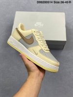 真标耐克Nike Air Force 7空军一号低帮百搭休闲运动板鞋。柔软、弹性十足的缓震性能和出色的中底设计，横跨复古与现代的外型结合，造就出风靡全球三十多年
