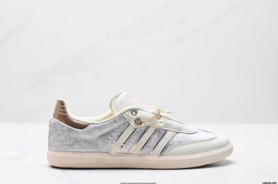 公司级阿迪达斯三叶草Adidas Originals Samba 桑巴舞系列绅士德训足球风百搭低帮休闲运动板鞋 货号:Jq2616 尺码:36 36.5 37