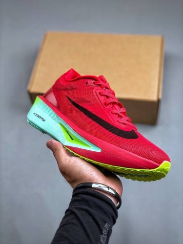 Nike Zoom Fly 6 耐克超弹轻盈跑步鞋 Fn8454-600 #鞋款搭载 Flyknit 材料 打造出众弹性 易于穿脱。采用react技术 轻盈耐穿