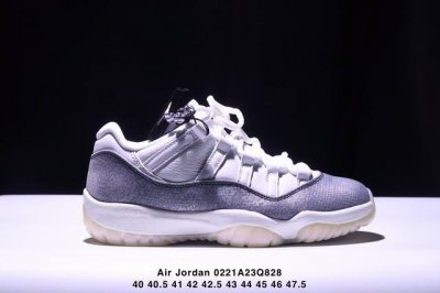 420 公司级Air Jordan Aj11 Low ”72-10“ 原楦原档案数据开模打造 原厂中底拉帮钢印 原厂漆皮 防冻不开裂 头层皮料 原装鞋撑 水晶大