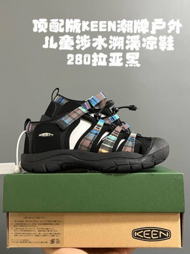 顶配版Kee*潮牌户外儿童涉水溯溪凉鞋 size 24-37码 户外大佬 Kee*科恩 潮牌 优质尼龙材料镂空拼接 透气又舒适 橡胶耐磨防滑包头大底 应对轻松不