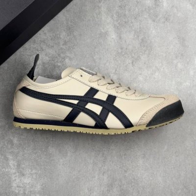 本地200 核心私 onitsuka Tiger Mexico66 阿斯克斯亚瑟士 鬼冢虎 低帮米藏青减震支撑低邦运动休闲鞋 这款鞋由皮革制成，具有鞋跟交叉加固