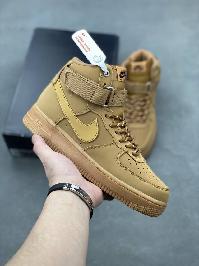 超级福利 核心特价100 长期补货 耐克Nike Air Force 1 Low 空军一号 Af1 低帮百搭休闲运动板鞋。柔软、弹性十足的缓震性能和出色的中底