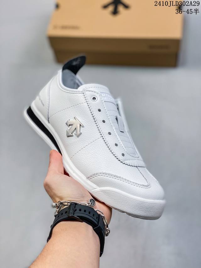 230 公司级迪桑特 Descente Chron 舒适简约 防滑帆布鞋 Id：10Jld302A29