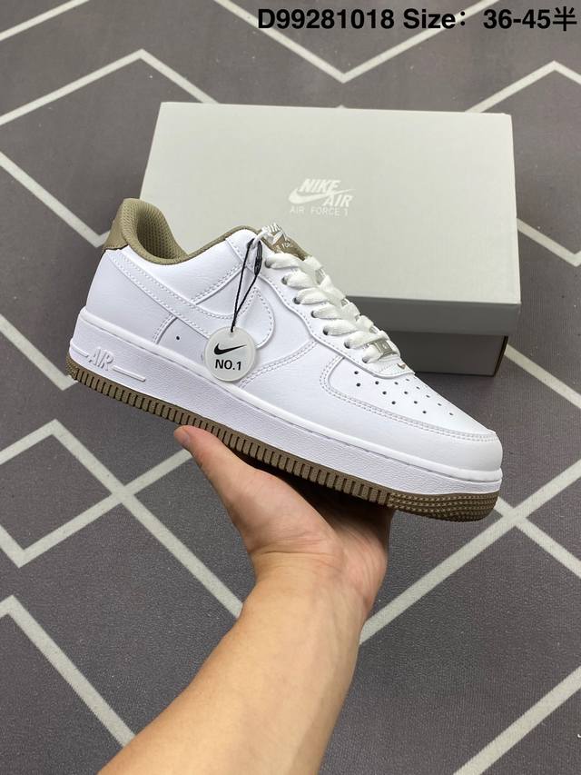 200 耐克Nike Air Force 1‘07 空军一号低帮百搭休闲运动板鞋。柔软、弹性十足的缓震性能和出色的中底设计，横跨复古与现代的外型结合，造就出风靡