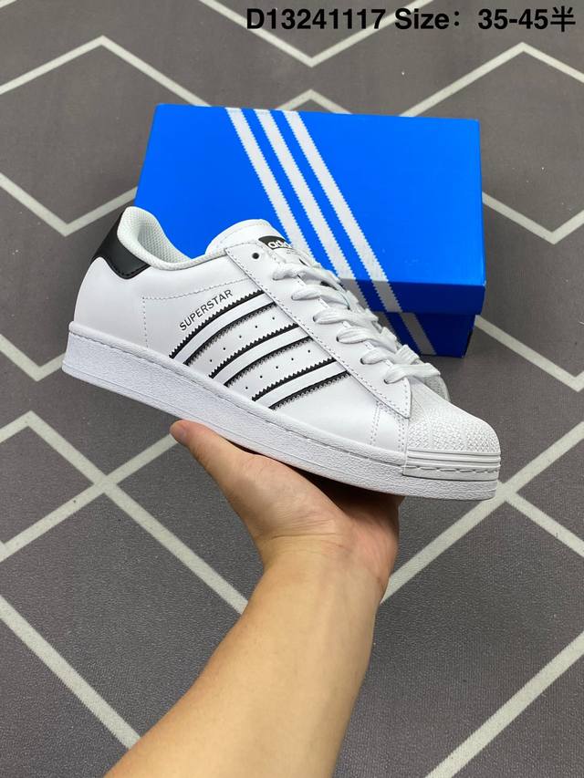 170 阿迪达斯 Adidas Superstar 三叶草经典贝壳头系列 新款休闲板鞋潮流男女士运动鞋 。鞋面柔软皮革材质 标志性的贝壳鞋头，锯齿三条纹，简约的