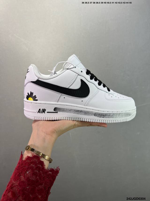 160 公司级 Nike Air Force 1 Low’07 空军一号低帮休闲板鞋 定制皮料 原楦原纸板 纯正空军版型 内置全掌气垫 货号：男 Cw2288-