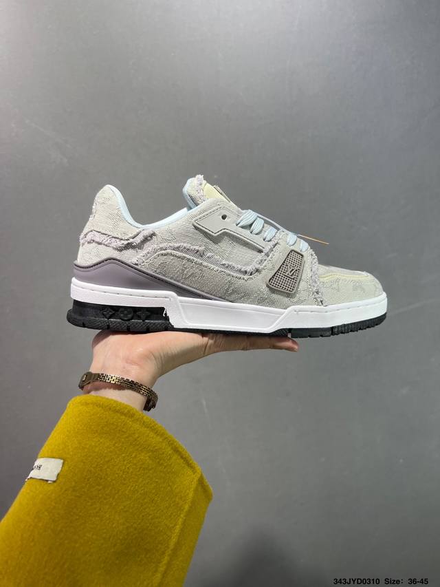 200 路易威登/Louis Vuitton Lv路易威登板鞋 新款 Lv Trainer最新配色运动鞋 L家 篮球鞋风格运动鞋 该鞋由艺术总监 Virgil