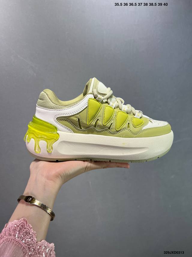 180 公司级Fila Fusion 斐乐潮牌 时尚潮流休闲运动板鞋 纯原版本 鞋面设计理念源自于历史篮球鞋款Smash 从其复古鞋面提炼元素 结合板鞋鞋底做