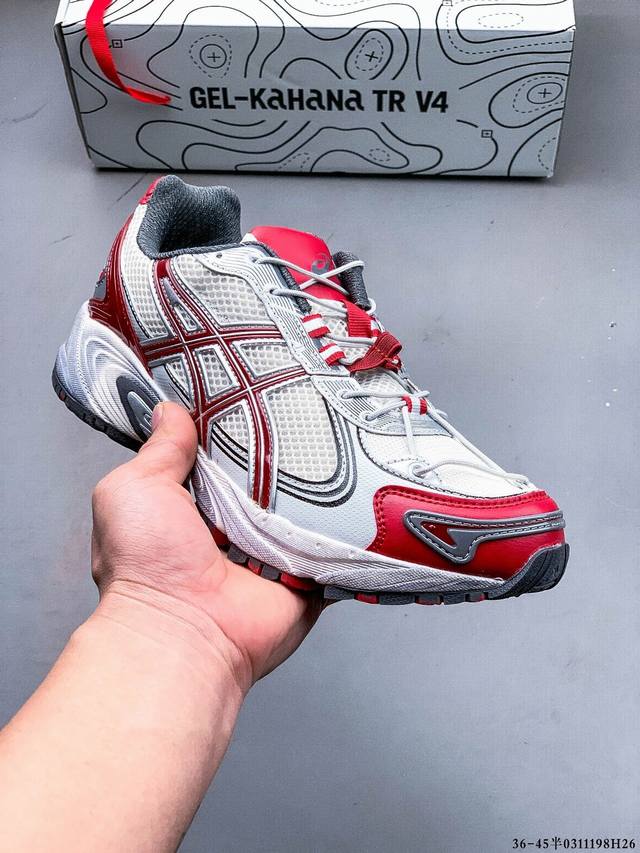 集图 180 Asics Gel-Kahana Tr V4 耐磨透气低帮休闲鞋 户外机能元素 绑带沿用系列经典绑带设计 演绎现代潮流机能属性 结合潮流线条轮廓凸