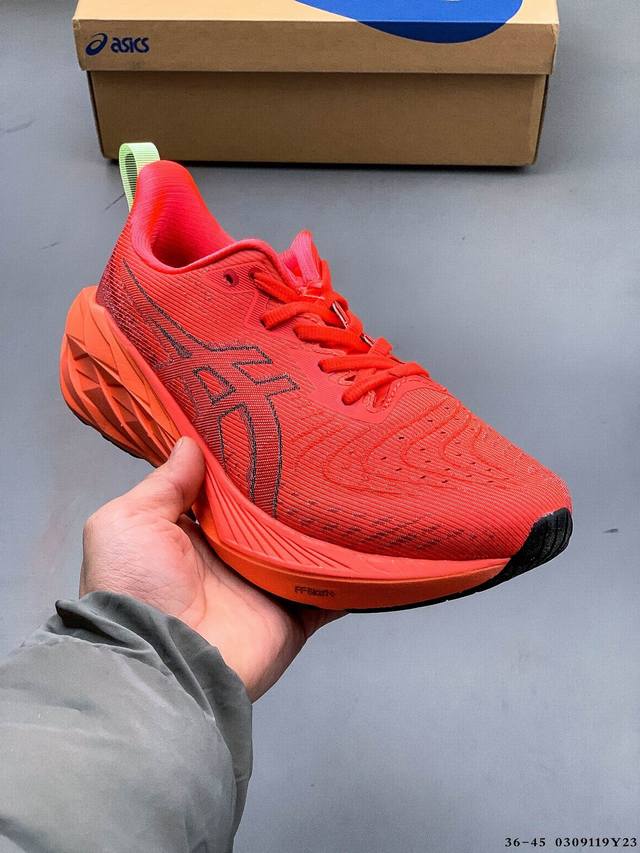 集图 160 Asics亚瑟士 Novablast 4 轻量缓震透气休闲跑步鞋。相较上代最大的改变就是中底从前两代的Ffblast升级到了Ffblast+，初上