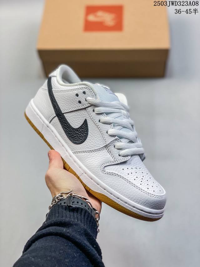 210 Nike Dunk 全套原楦原模倾力打造完美版型 独家原厂航空铝磨具打磨大底 鞋头坡度极致还原 无解鞋型 原盒原配 圈内天花板工艺 原厂冲刀 超高清洁度