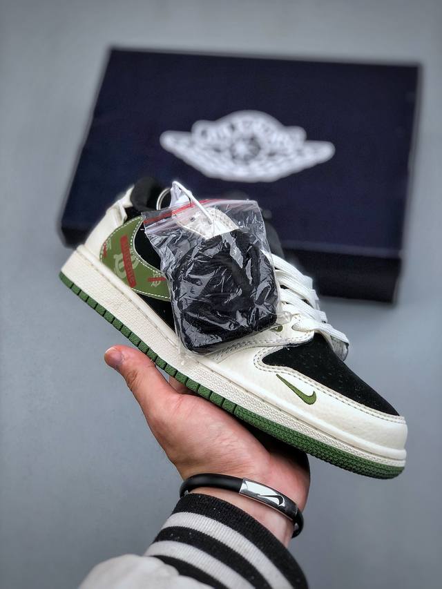 310 Travis Scott X Nike Air Jordan 1 Low X Burbrry Air Jordan 1 Low 反转白黑绿倒钩 纯原版本