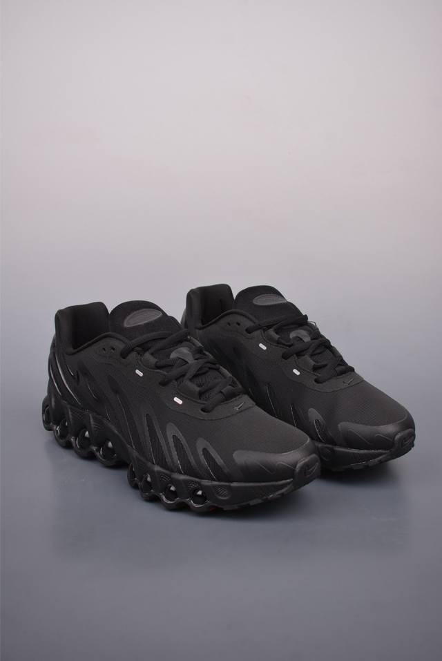 250 Nike Air Max Dn8 全掌科技气垫 缓震运动跑鞋 Dn8的核心亮点在于其八腔气垫结构 根据不同部位设定的气压值专为行走设计 提供卓越的舒适