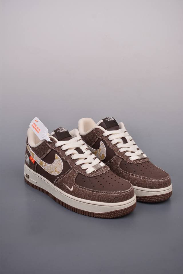 340 Nike Air Force 1 Low 北面联名 原楦头原纸板 打造纯正空军版型 专注外贸渠道 全掌内置蜂窝气垫 原盒配件 原厂中底钢印、拉帮完美