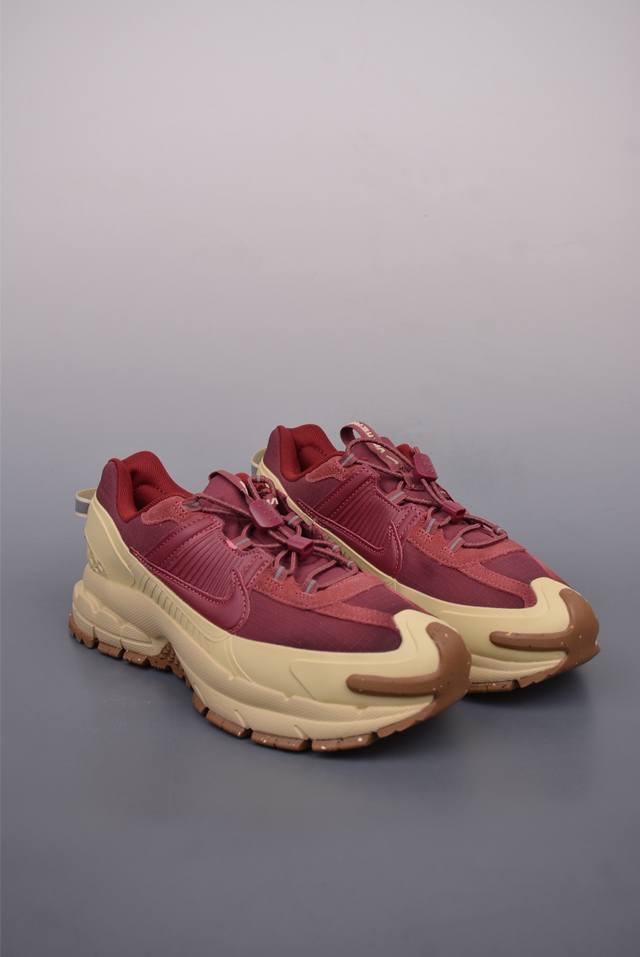 290 耐克Nike Zoom Vomero Roam 5 Roam 复古跑五代休闲运动慢跑鞋 纯原版本 简洁设计 功能性强 防水防撕裂鞋面 鞋带也改成了束绳