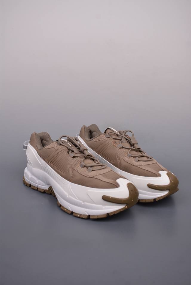 290 耐克Nike Zoom Vomero Roam 5 Roam 复古跑五代休闲运动慢跑鞋 纯原版本 简洁设计 功能性强 防水防撕裂鞋面 鞋带也改成了束绳