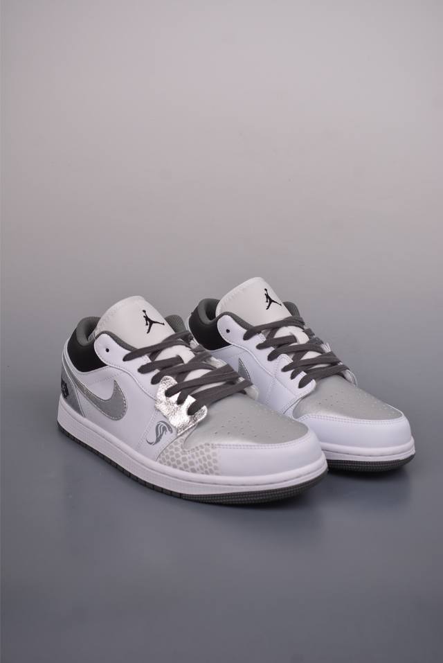 260 Air Jordan 1 Low 癸巳蛇年限定 Aj1乔1低帮休闲板鞋 同步官方配色 市场唯一独家头层皮打造 原鞋原档案开发 原厂皮料 原档冲孔鞋头