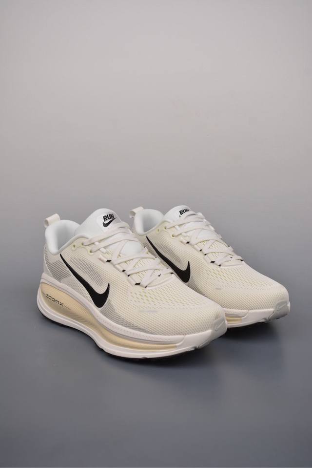 270 Nike Air Zoom Vomero 18 全新科技提前原鞋开发 运动跑鞋 区别市面真标版本 必定是官方强力主推款式，真正的Zoom缓震科技嵌入如